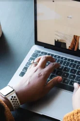 Grammar-Checkers-to-Improve-Your-Writing