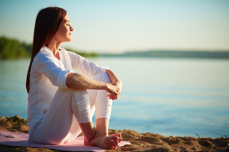 relaxed woman enjoying sea 1098 1441
